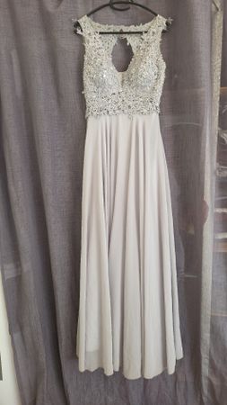 Festliches, graues Kleid mit Spitze, Grösse M, neuwertig