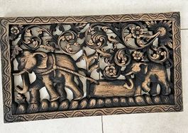 2 handgeschnitzte Wandbilder aus Thailand