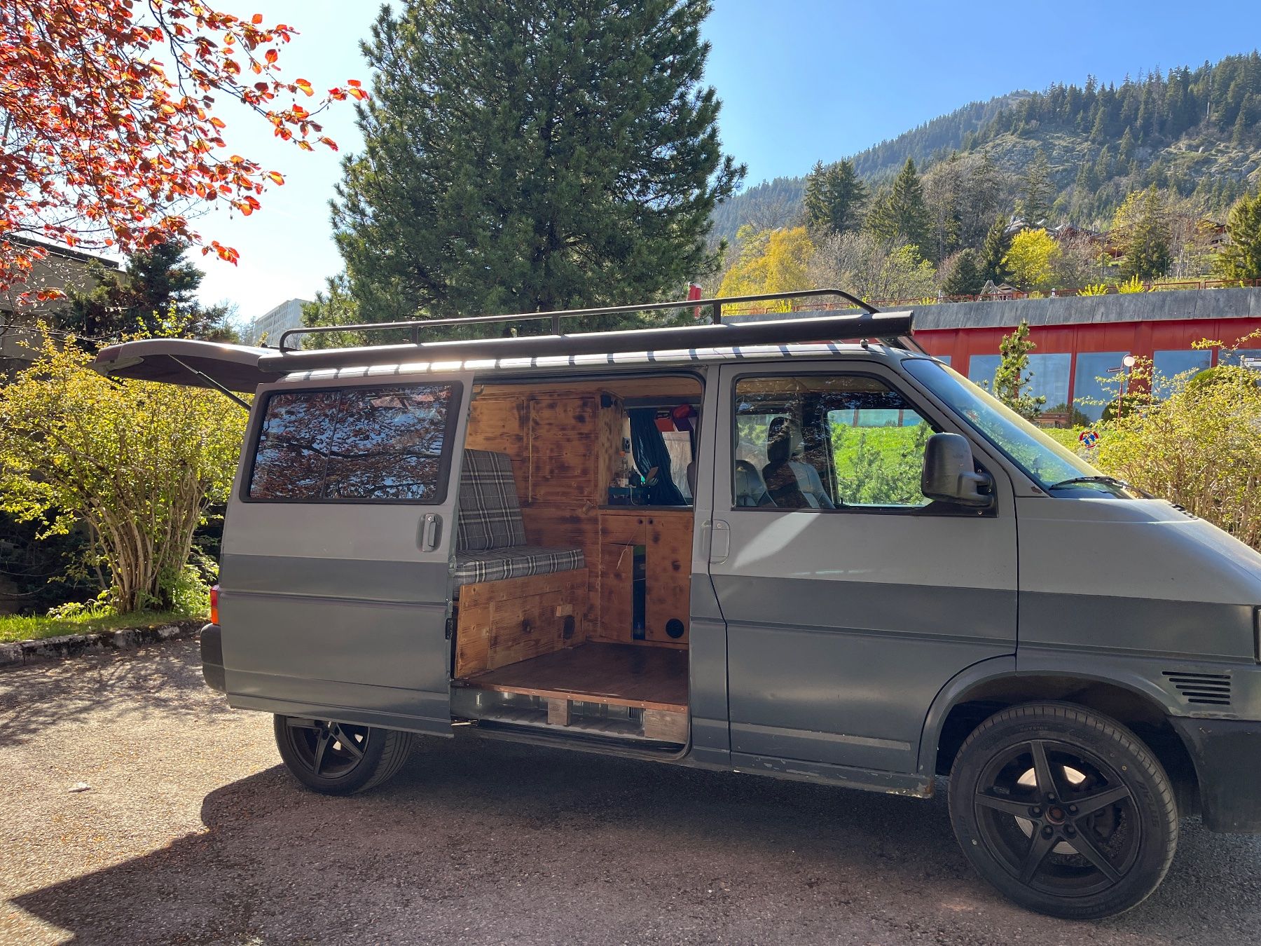 Mobilhome: Bus VW T4 synchro – Usato da Leysin venduto da yan_7xj2