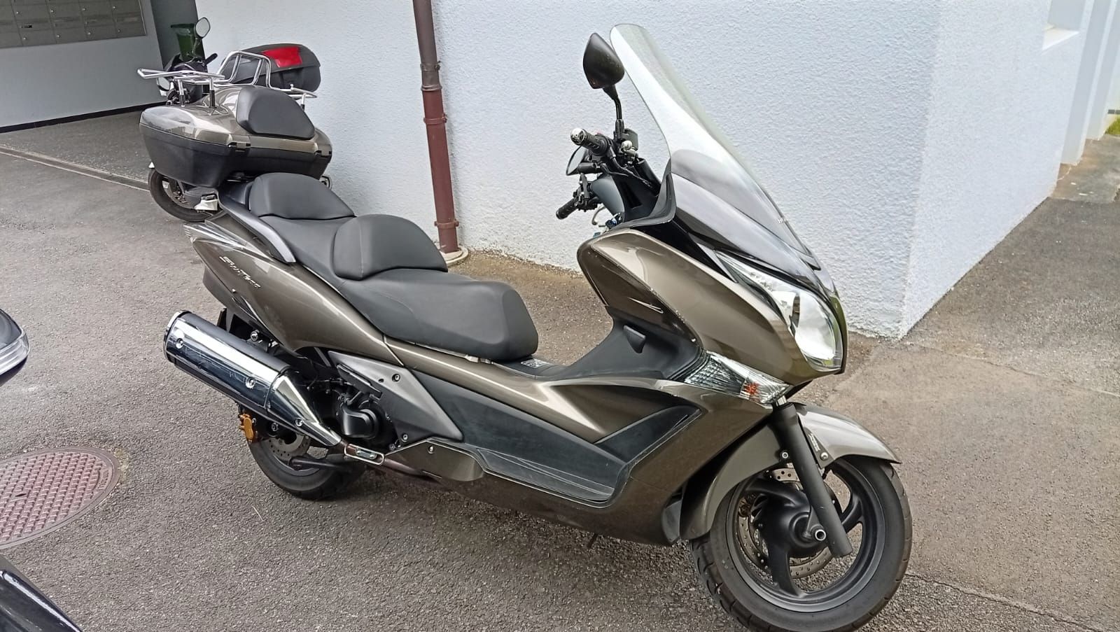Honda Scooters: Moto – Gebraucht aus La Chaux-de-Fonds von Bakha 1
