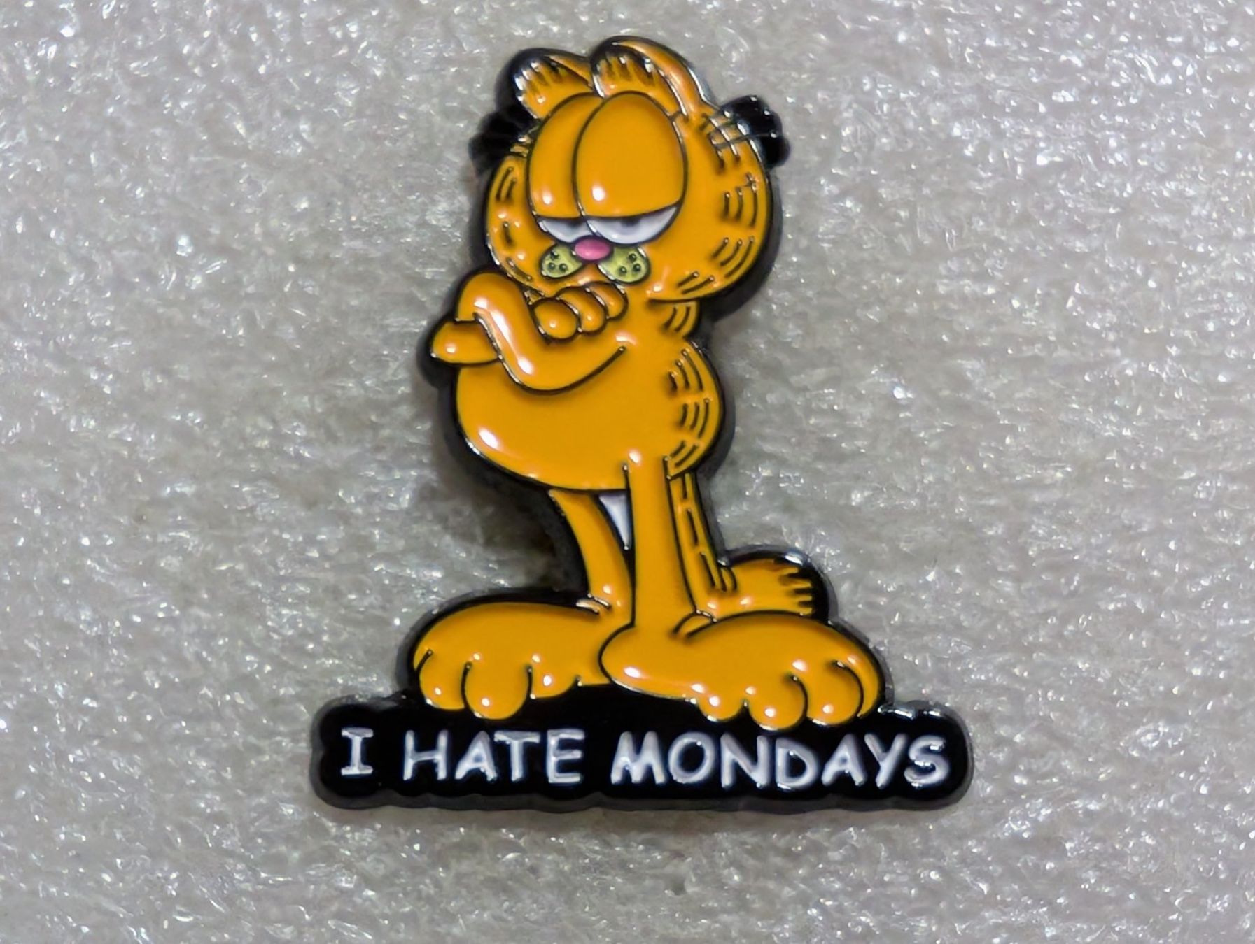 Plaquettes & Badges: Ansteckpin 105: Garfield – D'occasion à Oppligen par Pin-Fall-Shop