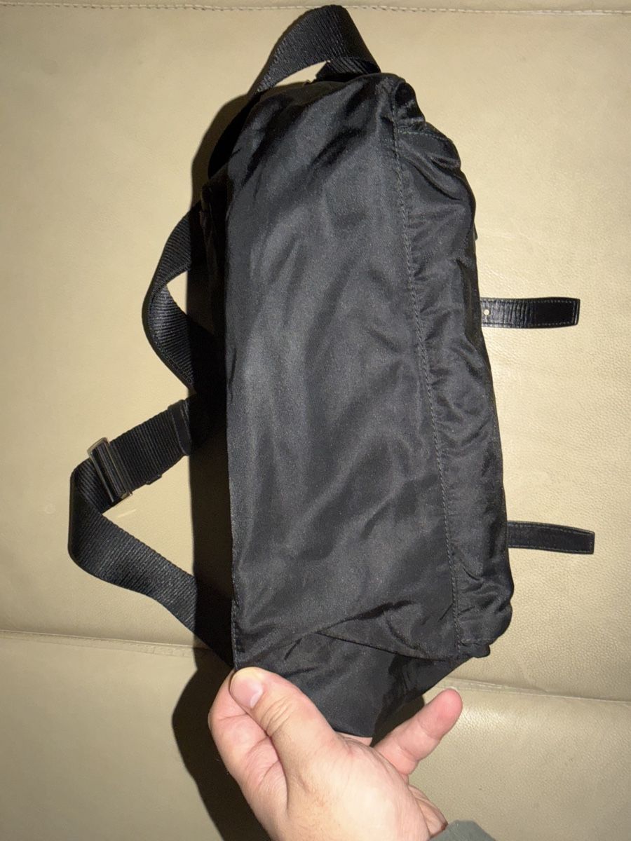 Prada Taschen: Prada Messenger Bag Black Nylon Adjustable Strap Used – Gebraucht aus Bern von gua_kbl9 3