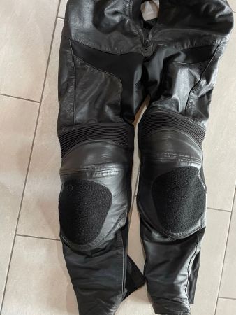 Motorrad Lederhose Grösse 48