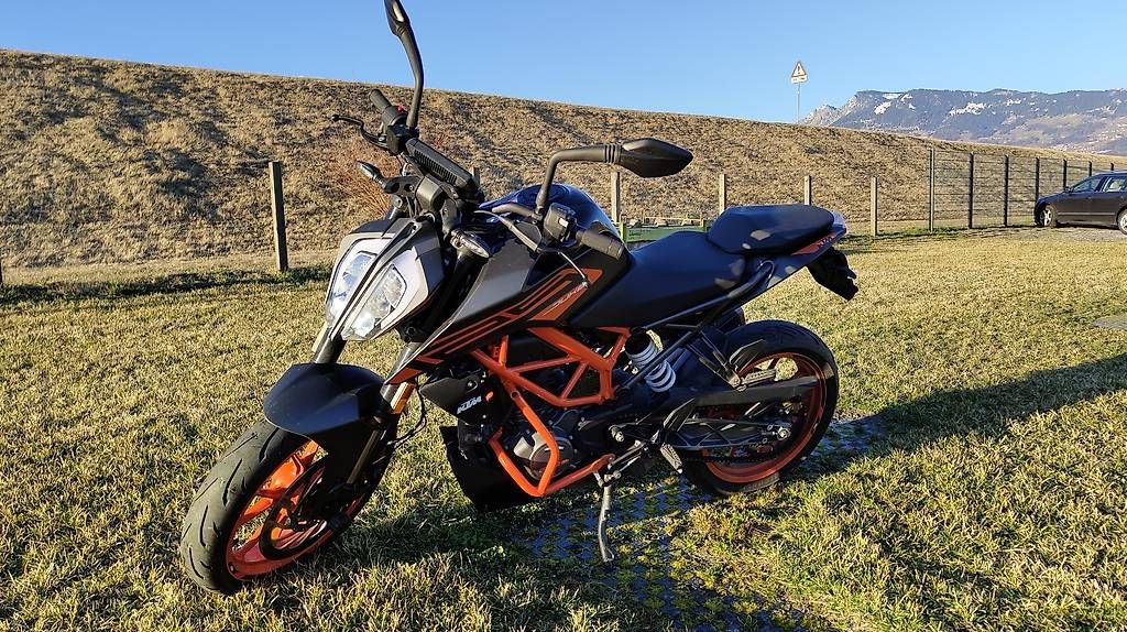 KTM Strada: KTM Duke 125 – Usato da Balzers venduto da wildkirchli