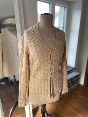 Cashmere Cardigan Neupreis 620.-