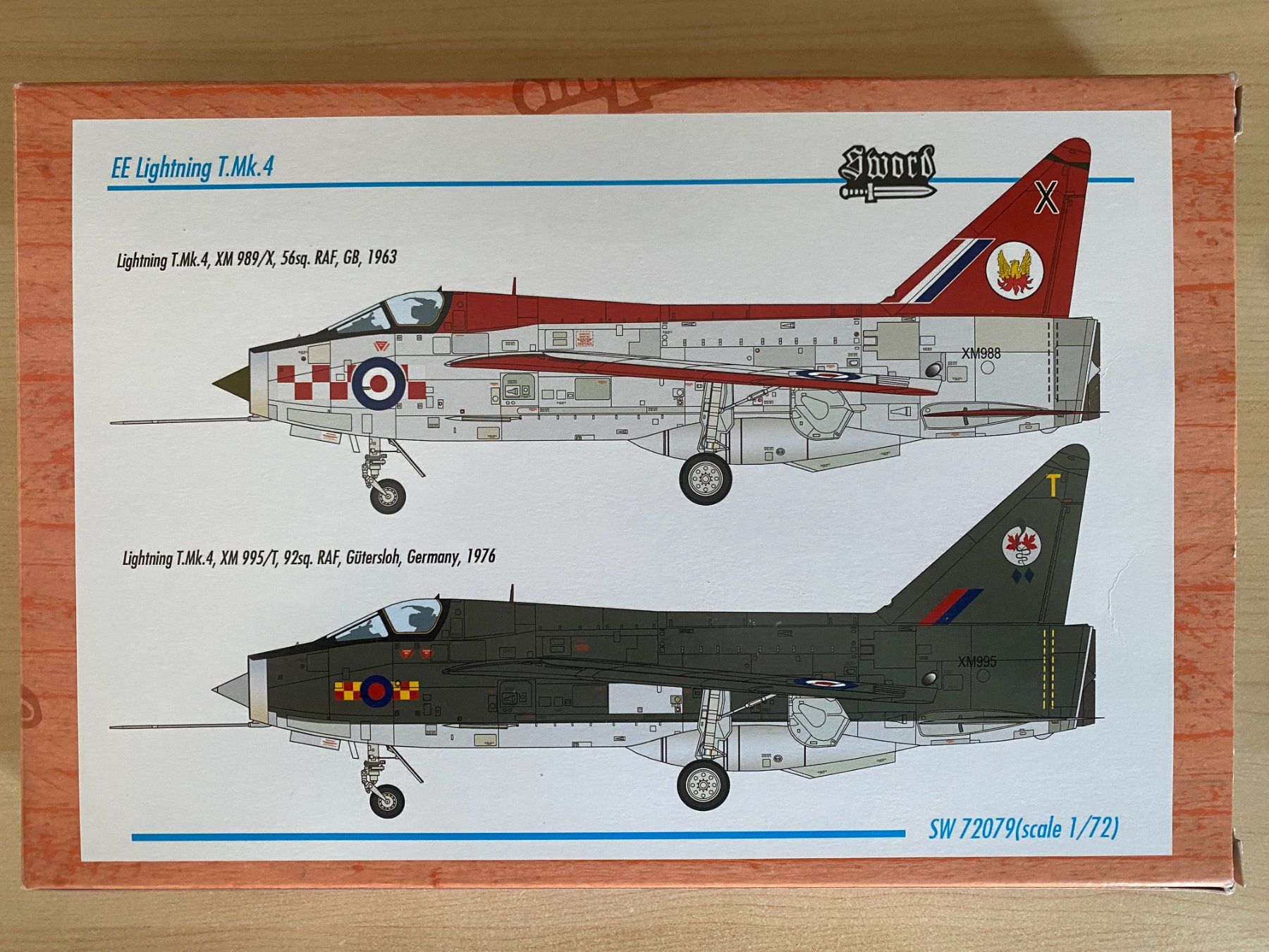 Kit di modellismo & Modellini statici: Modell 1:72 - Lightning T.Mk.4 von Sword – Nuovo (secondo la descrizione) da Koppigen venduto da F4Fan 1