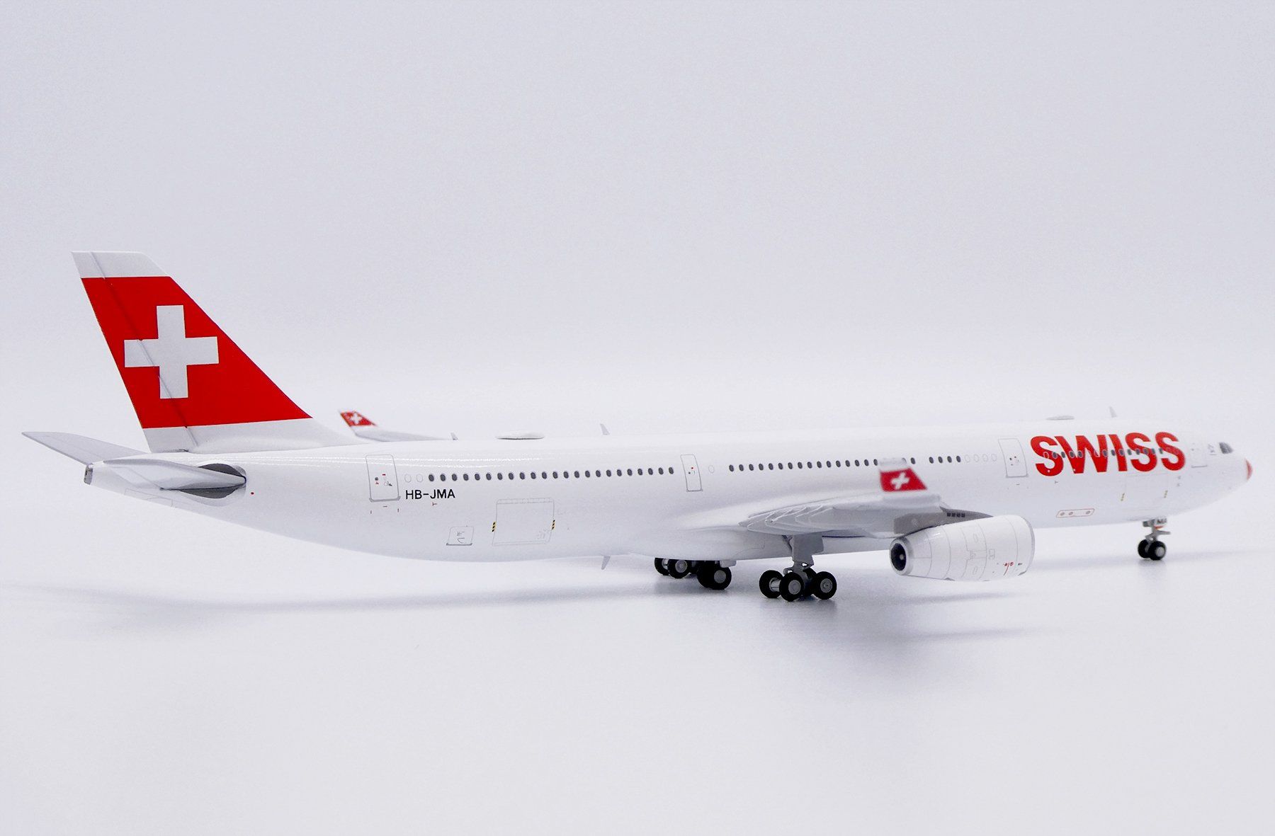 Swiss Kit di modellismo & Modellini statici: A340-300 SWISS – Nuovo e nell'imballaggio originale da Morges venduto da iljamuromez 5