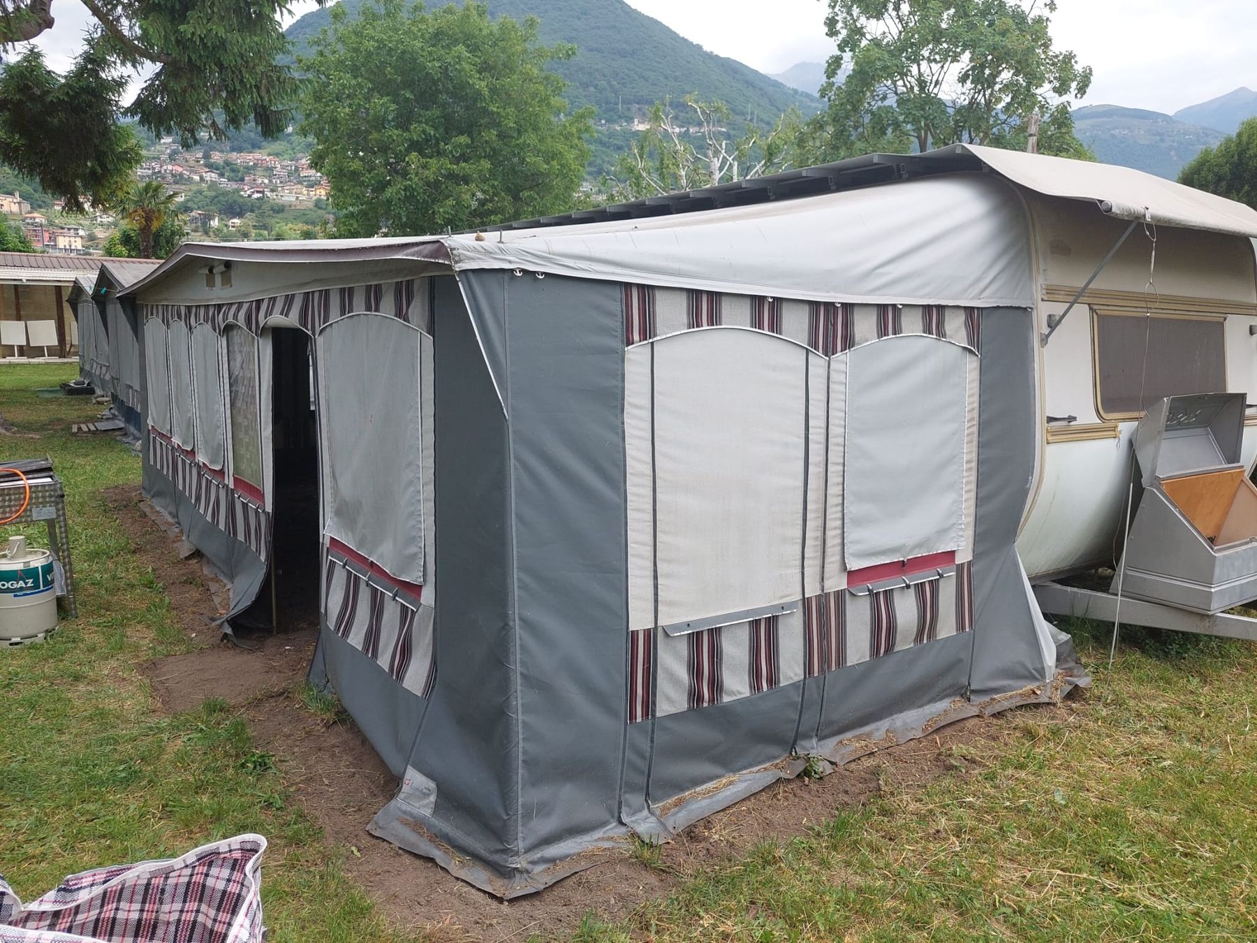 Mobilhome: Grosser Wohnwagen (Tiny House) – Usato da Schliern b. Köniz venduto da simon0262 5