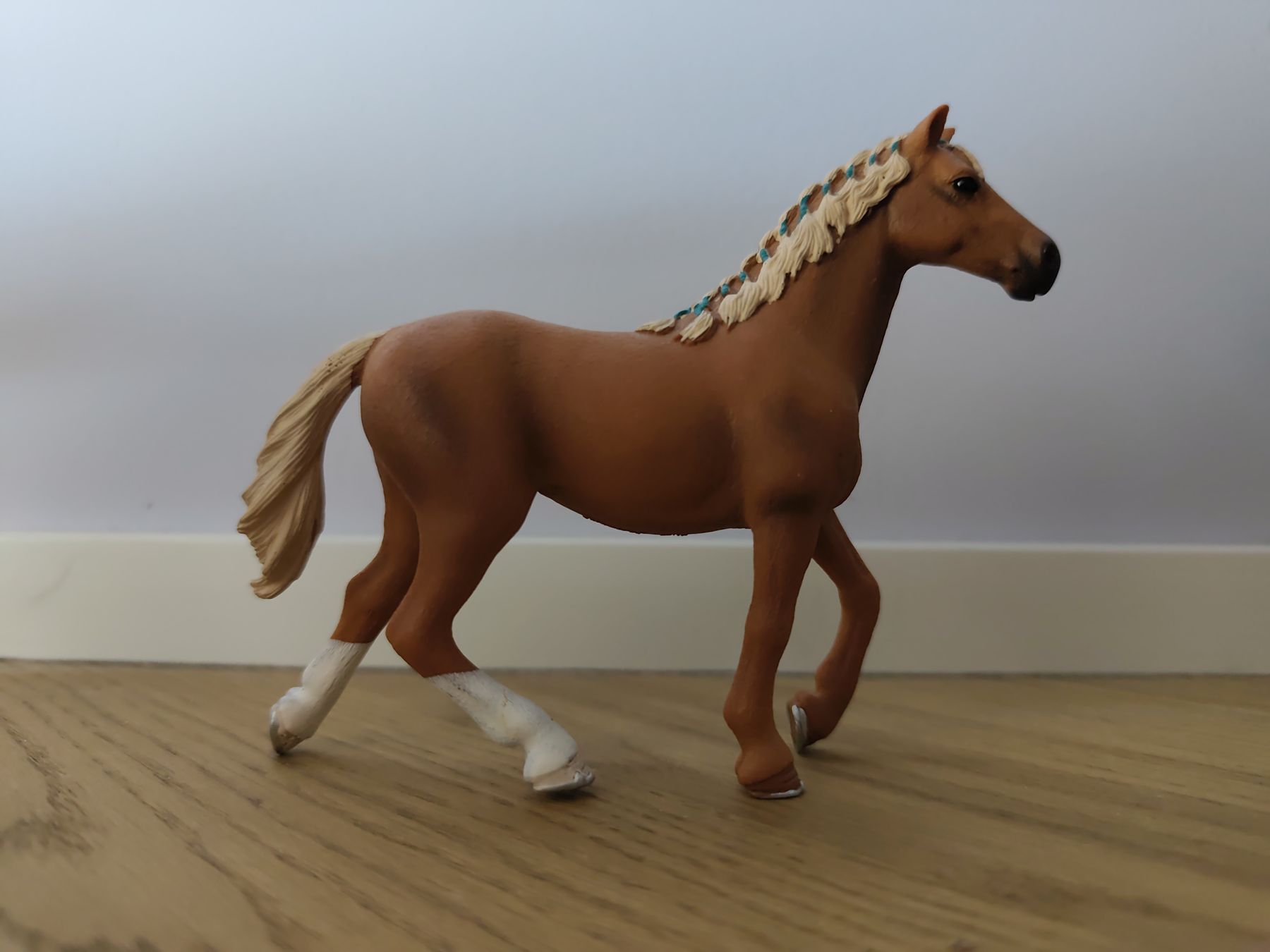 Schleich Spielzeuge: 4 schleich Pferde, BENUTZT! – Gebraucht aus Zürich von one_deal 4