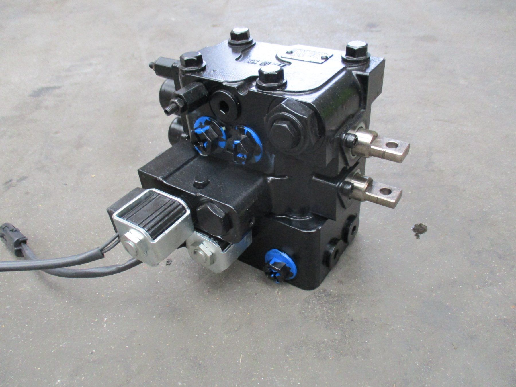 Tutte le macchine: Hydraulik  Ventilblock Gabelstapler NEU – Usato da Seon venduto da zomahandel 4