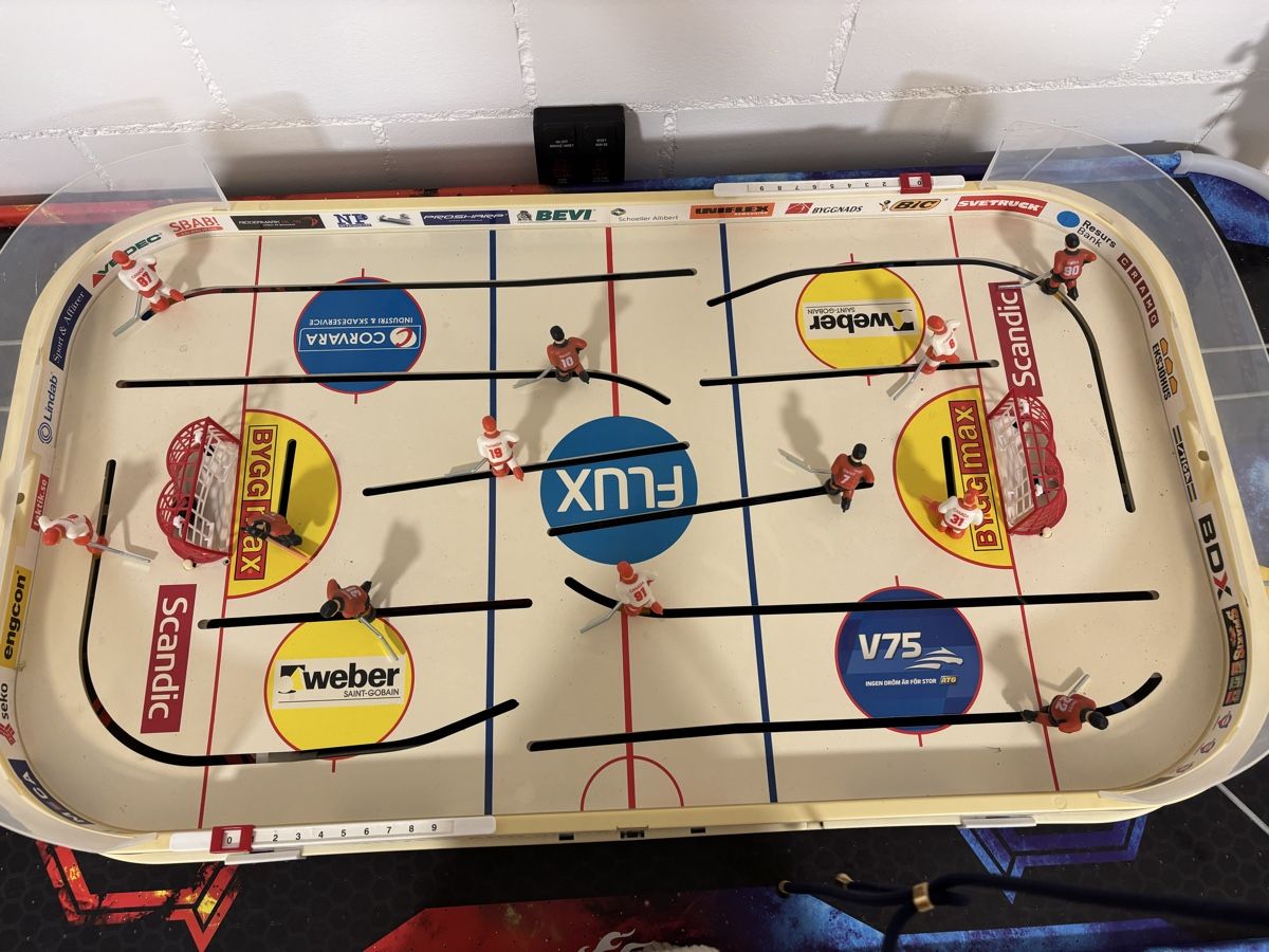 Stiga Spiele: Stiga Eishockey Tischspiel – Gebraucht aus Brittnau von
