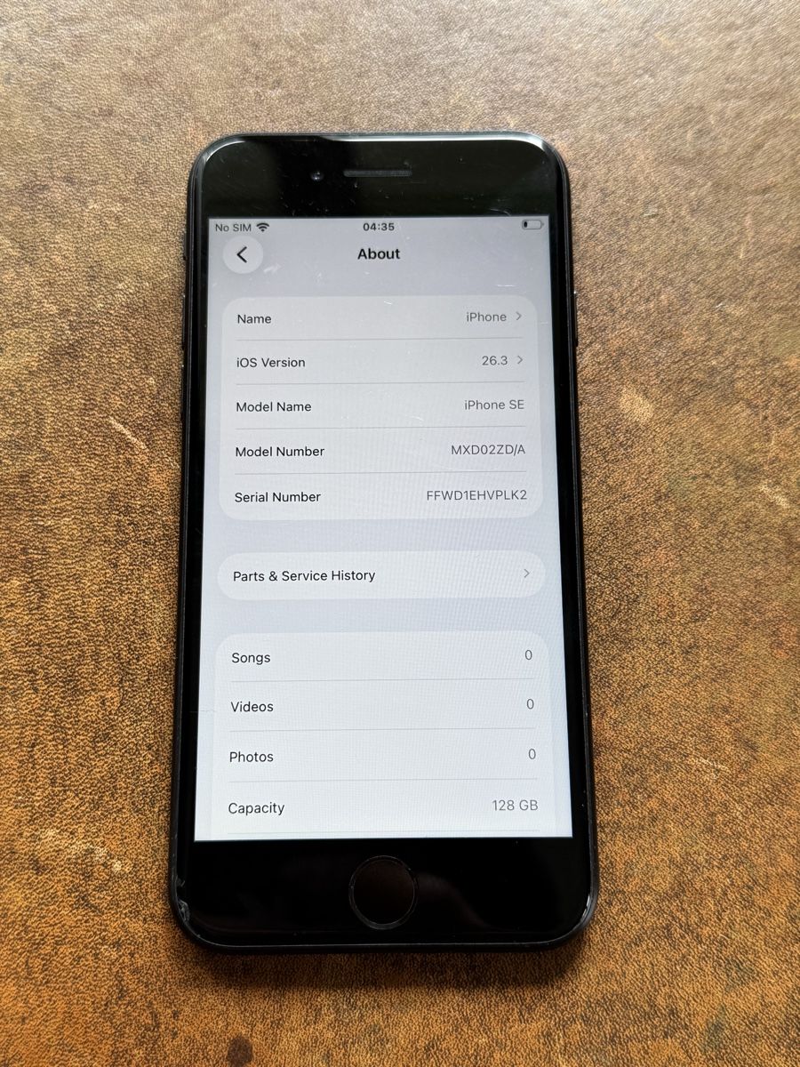 Apple Handys / Smartphones: Iphone SE 128 GB – Gebraucht aus Rapperswil SG von kri_jbc2 2