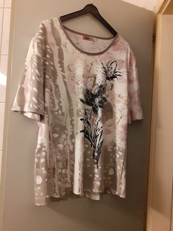 Damen T-Shirt mit Blumenmuster beige Grösse XL