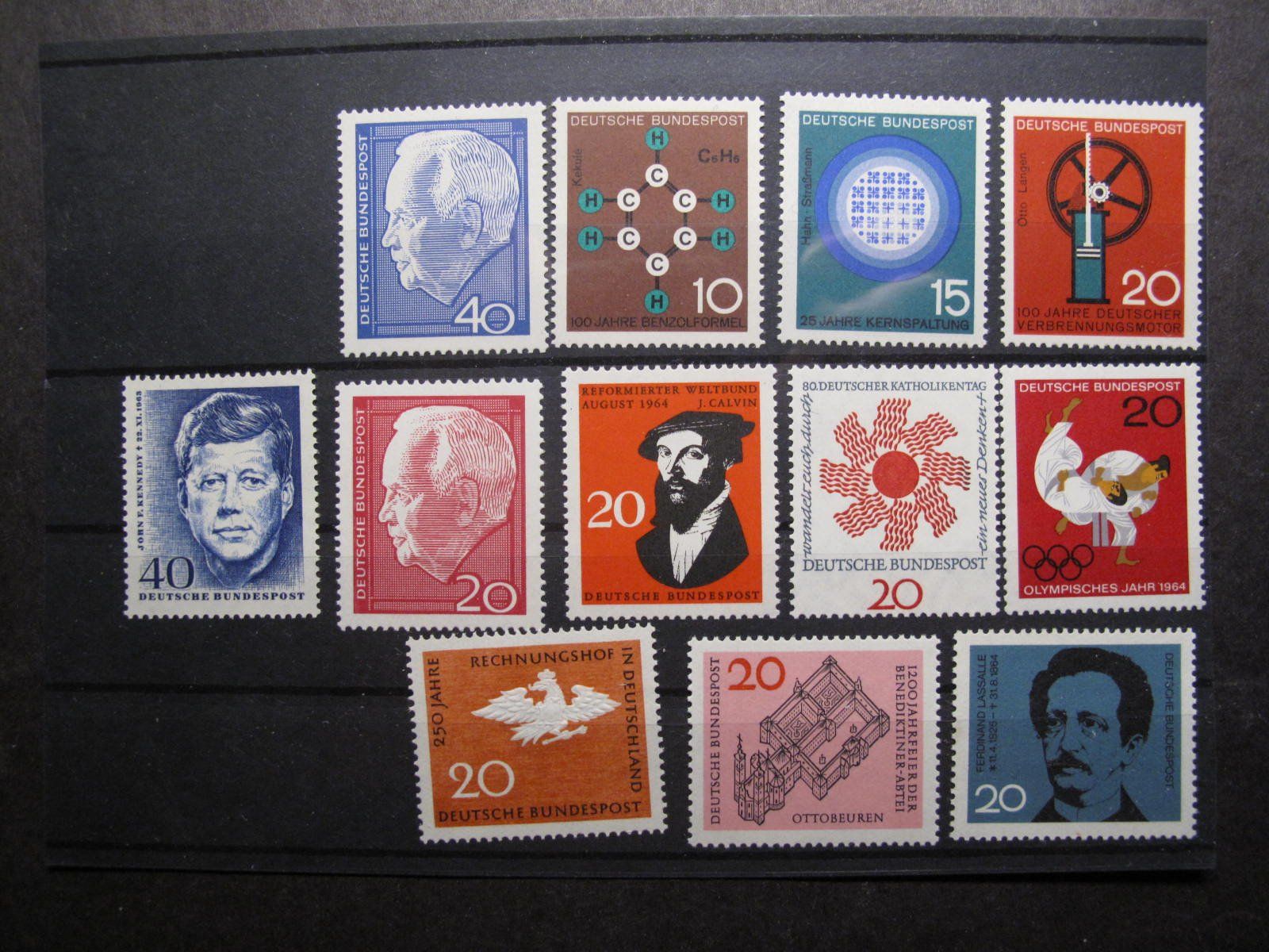 Tutti i francobolli: BRD 1964 Benediktinerabtei /Kennedy ** – Usato da Wil SG venduto da fva01