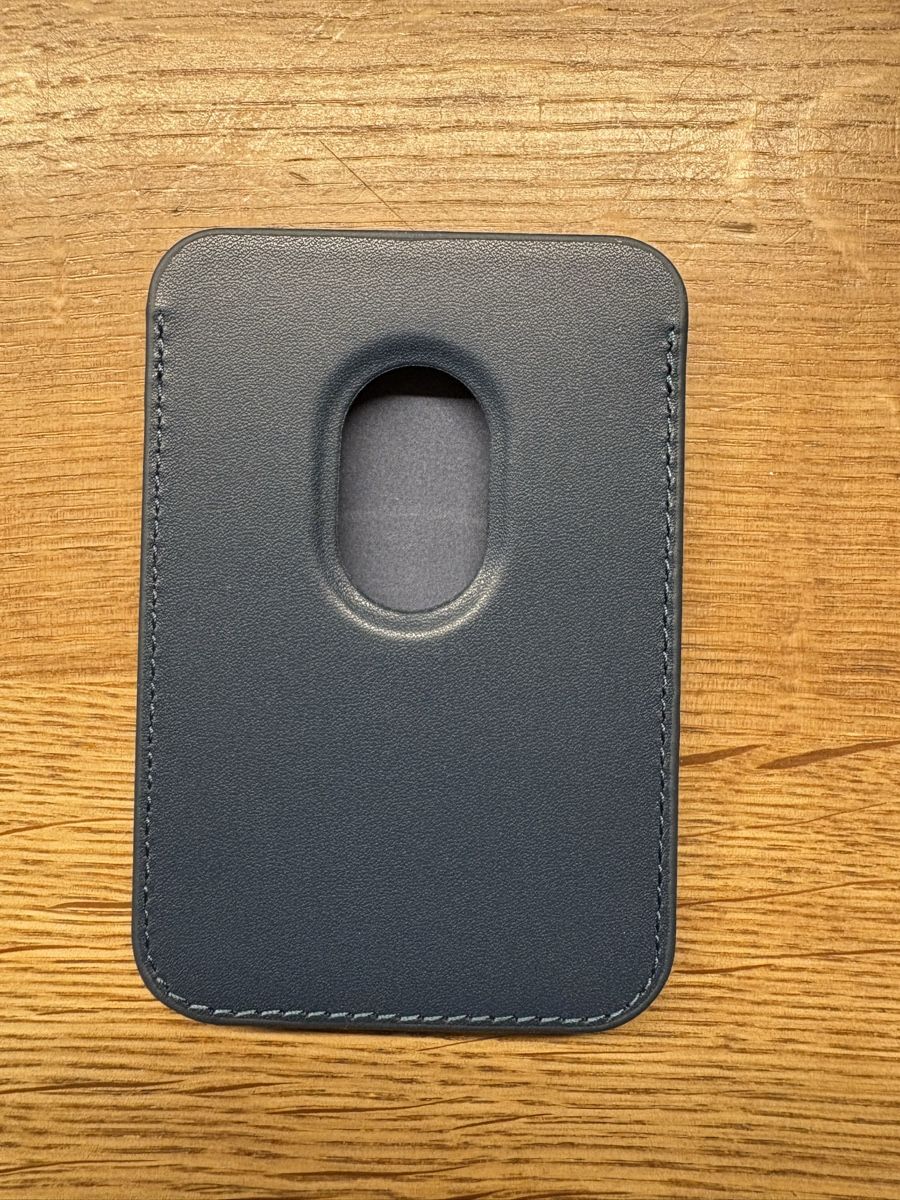 Altro in  Abbigliamento & Accessori: MagSafe Wallett, neu – Nuovo e nell'imballaggio originale da Horgen venduto da Rafnaf 2