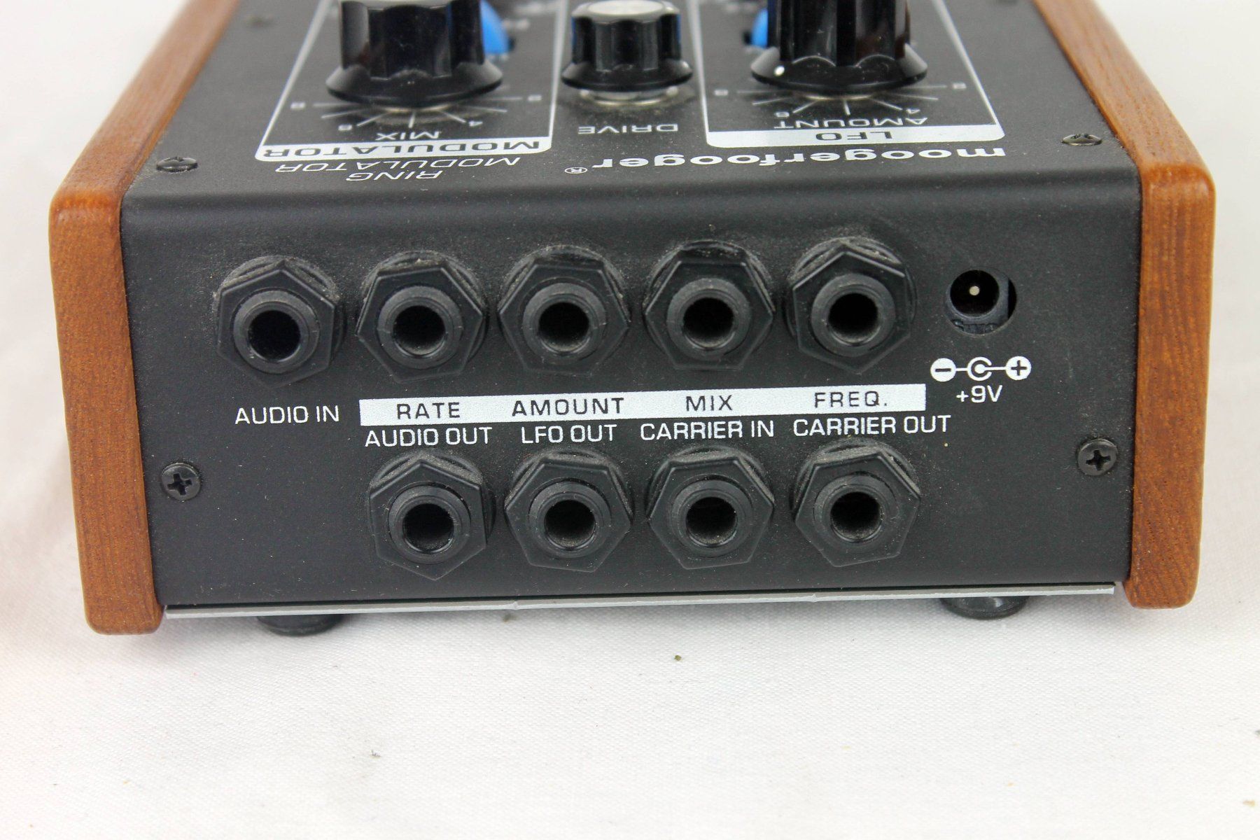 Moog Instruments de musique: Moog MF-102 Moogerfooger Ring Modulator – D'occasion à Reinach BL par bk_brockireinach 2