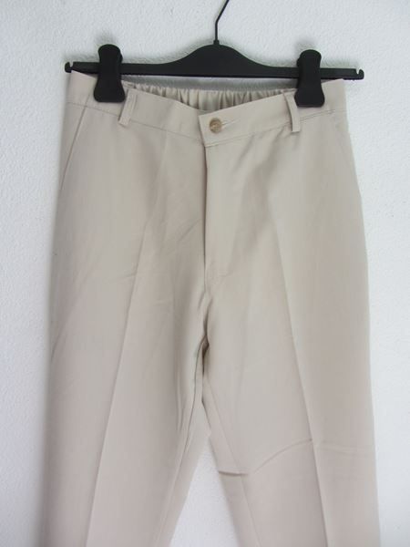 Pantaloni: GARMENTS - Hose beige neu S – Nuovo (secondo la descrizione) da Zürich venduto da Diazaio 1