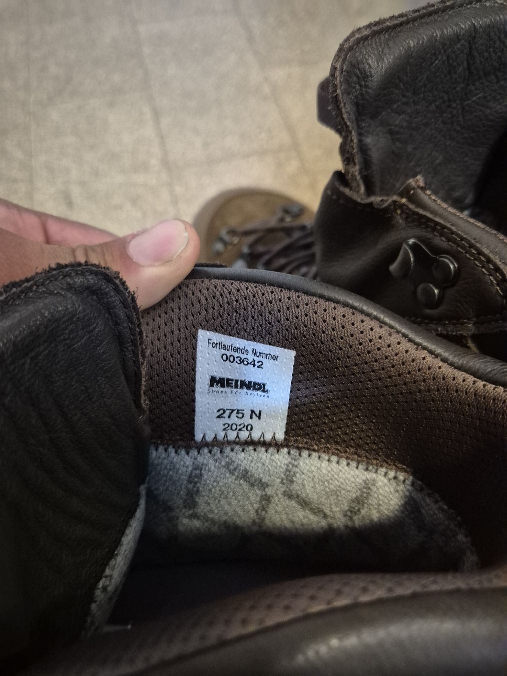 Schweizer Armee Scarpe da uomo: Kampfstiefel 19 (NEU) – Nuovo (secondo la descrizione) da Dübendorf venduto da AI-Mann 2