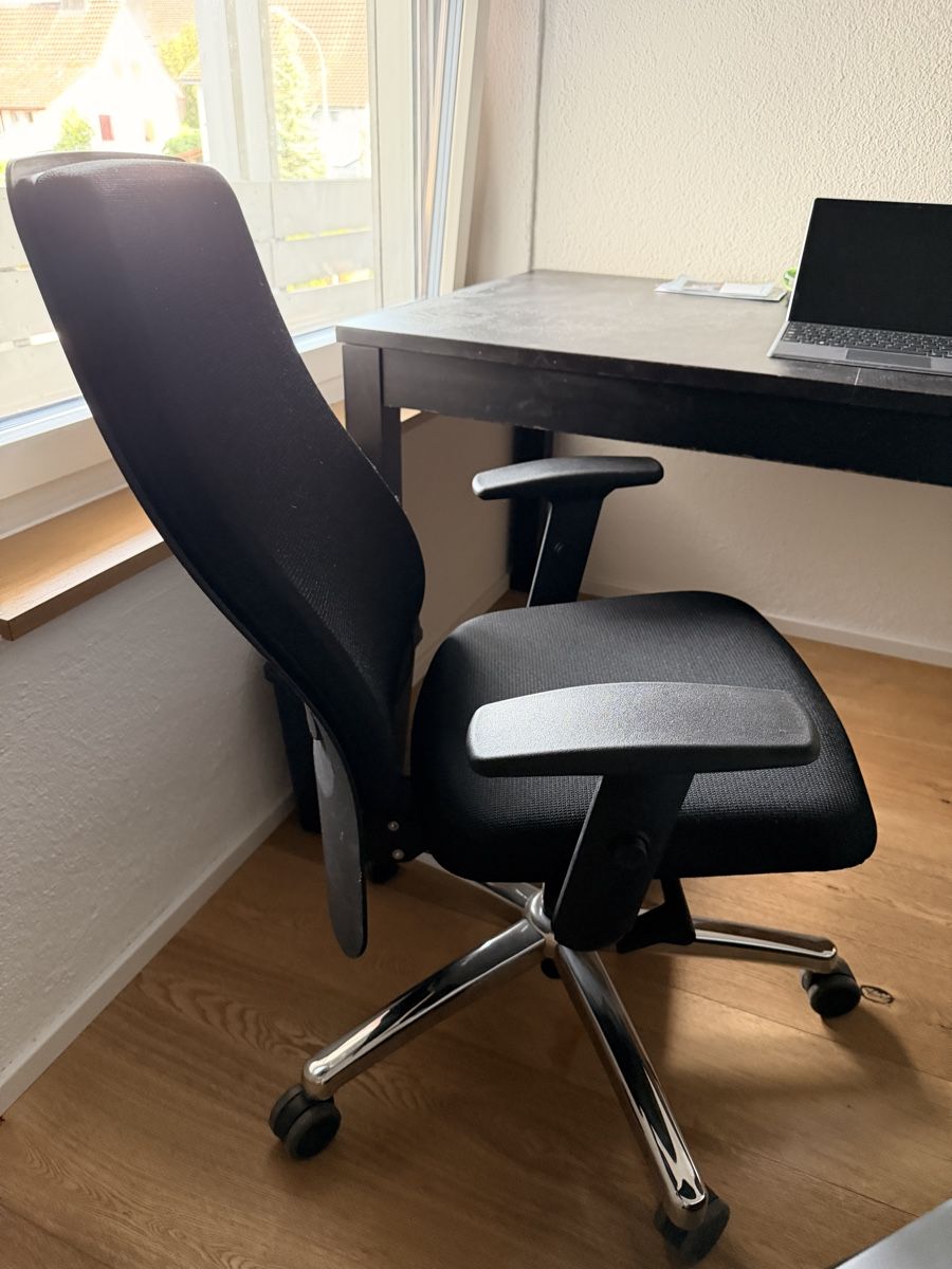 Stühle: OFFICE CHAIR – Gebraucht aus Flaach von vra_j5sy 1