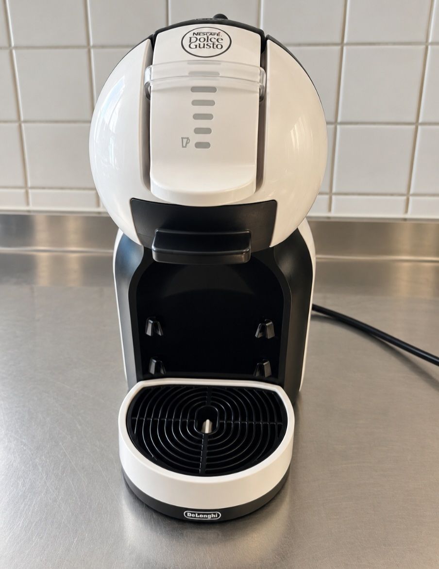 Kaffeemaschinen & Espressomaschinen: gebrauchte Dolce Gusto – Gebraucht aus Untersteckholz von Cha_cv6x