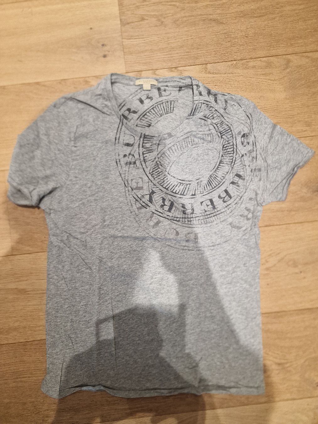 Burberry T-shirt: Burberry T-Shirt  – Usato da Allenwinden venduto da Babo2