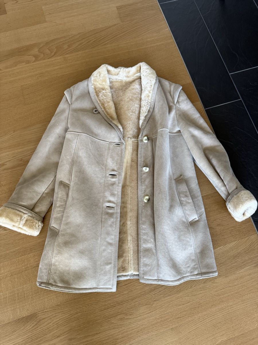 Cappotti: Winterjacke Shearling Gr. 46 – Usato da Neuhausen venduto da DELY
