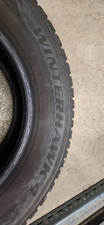 Pneus & Roues: 215/60R16 99H – D'occasion à Fehraltorf par Werkstatt85 1