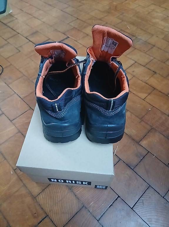 Scarpe da uomo: Scarpe antinfortunistiche no risk – Usato da Locarno venduto da sch_r2rh 1
