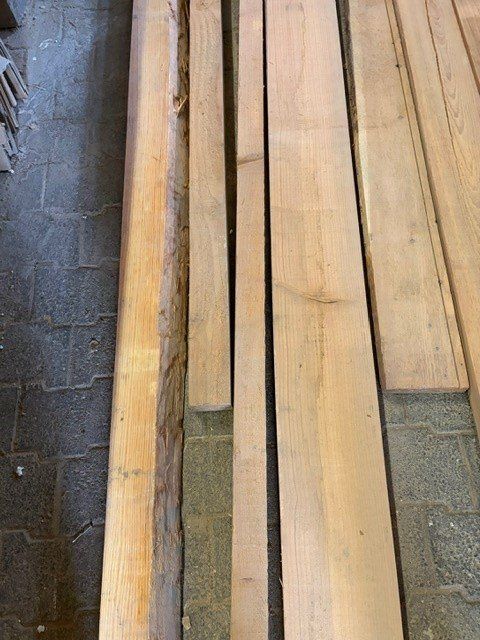 Articoli in legno: Massivholz Nadelholz – Usato da Rothrist venduto da SchHunWerGmbH 7
