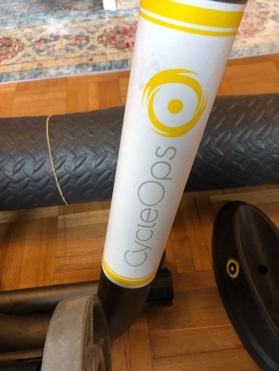 cycleops leveling block