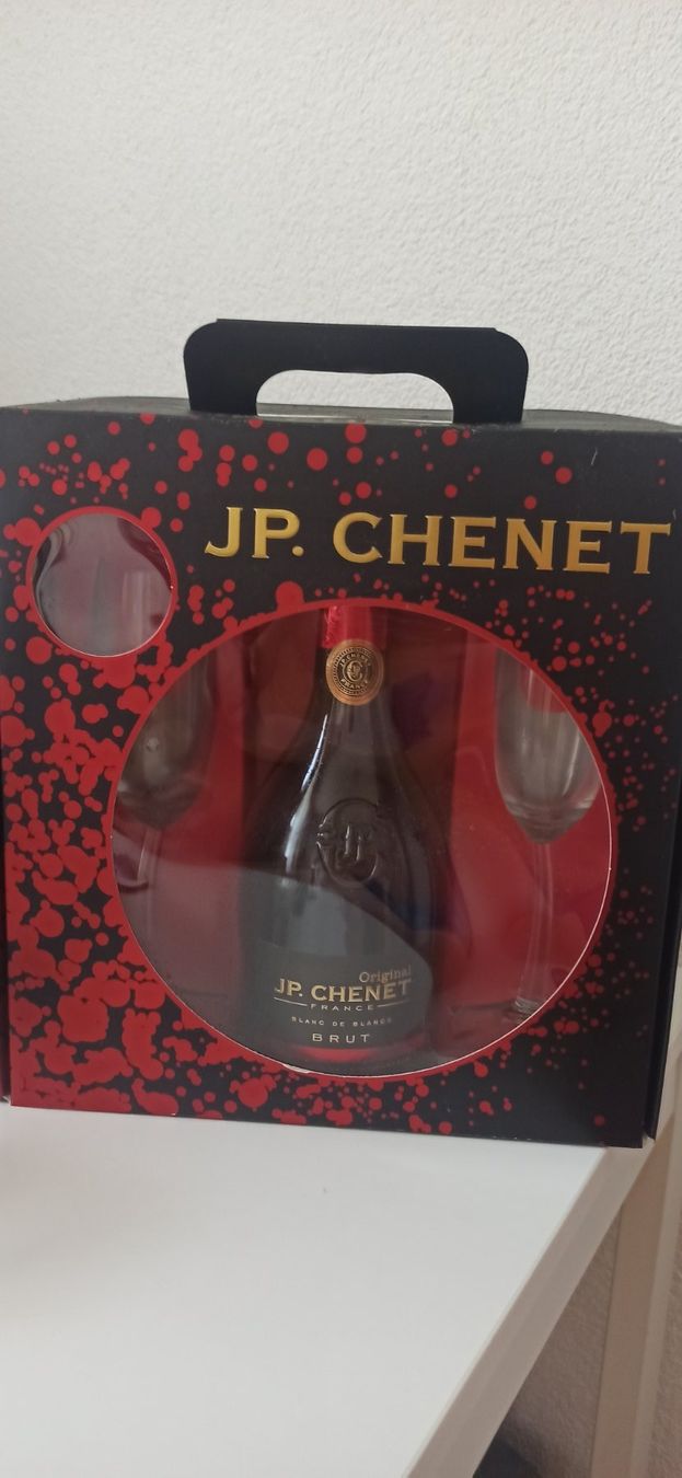 Vins: JP. Chenet Brut – Neuf avec emballage d'origine à Meggen par Malecifent 3