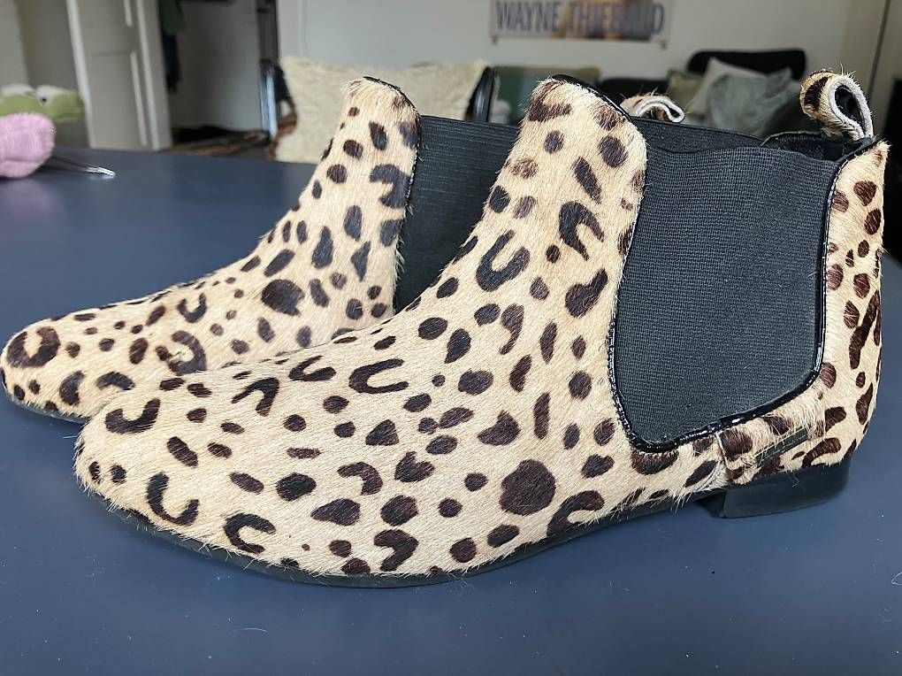 Scarpe da donna: Stiefeletten Leoprint – Usato da Bern venduto da Maexlimax 1