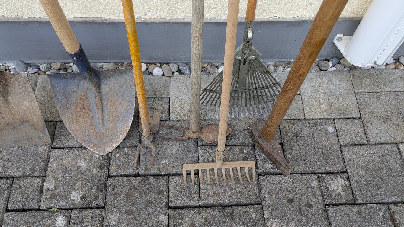 Alle Werkzeuge: Diverse Gartenartikel 10 Stk. im Set – Gebraucht aus Bäretswil von Ober-Land 3