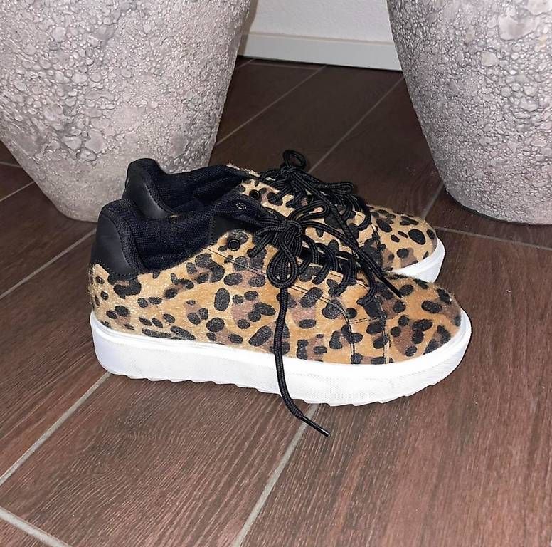 Scarpe da donna: Leo Sneaker – Usato da Rupperswil venduto da mku92