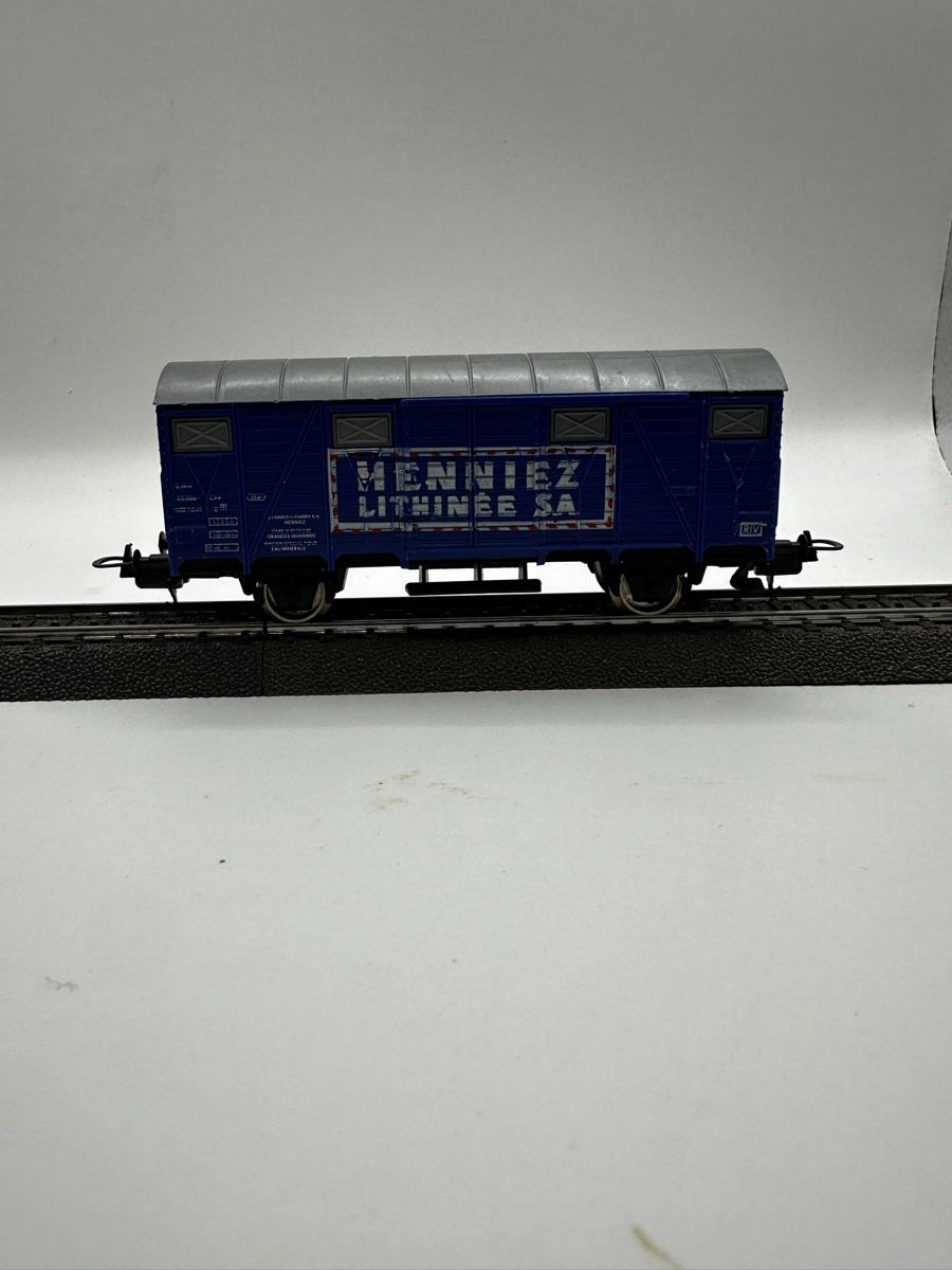 Lima Modellini di ferrovie: Lima Güterwagen Henniez H0 – Usato da Wollerau venduto da saymon_eggler 2