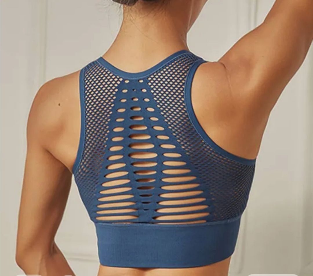 Top: Sport-Top blau - Spendenaktion – Nuovo e nell'imballaggio originale da Unterkulm venduto da Beljasch