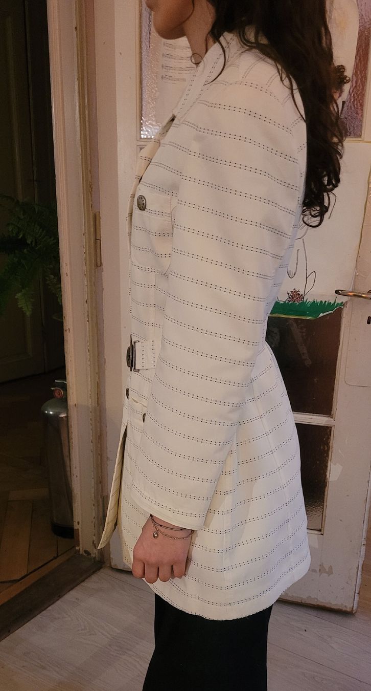 Cappotti: Veste Trench Byblos Blu, taille S/M. – Usato da Vevey venduto da lba_dd82 1