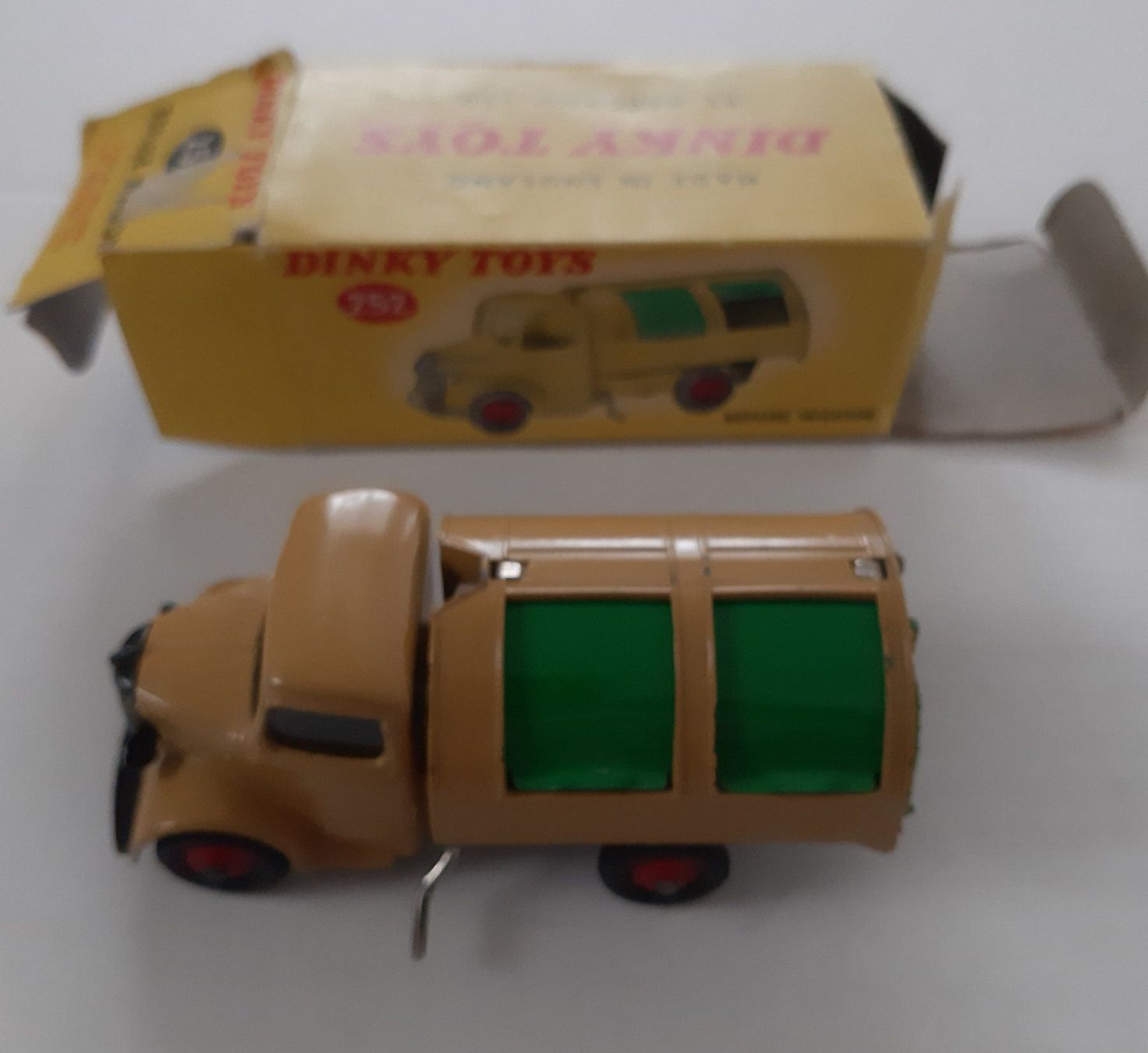Dinky Toys Modellautos: Dinky Toys 252 Bedford Müllwagen – Gebraucht aus Schenkon von Elbarto007