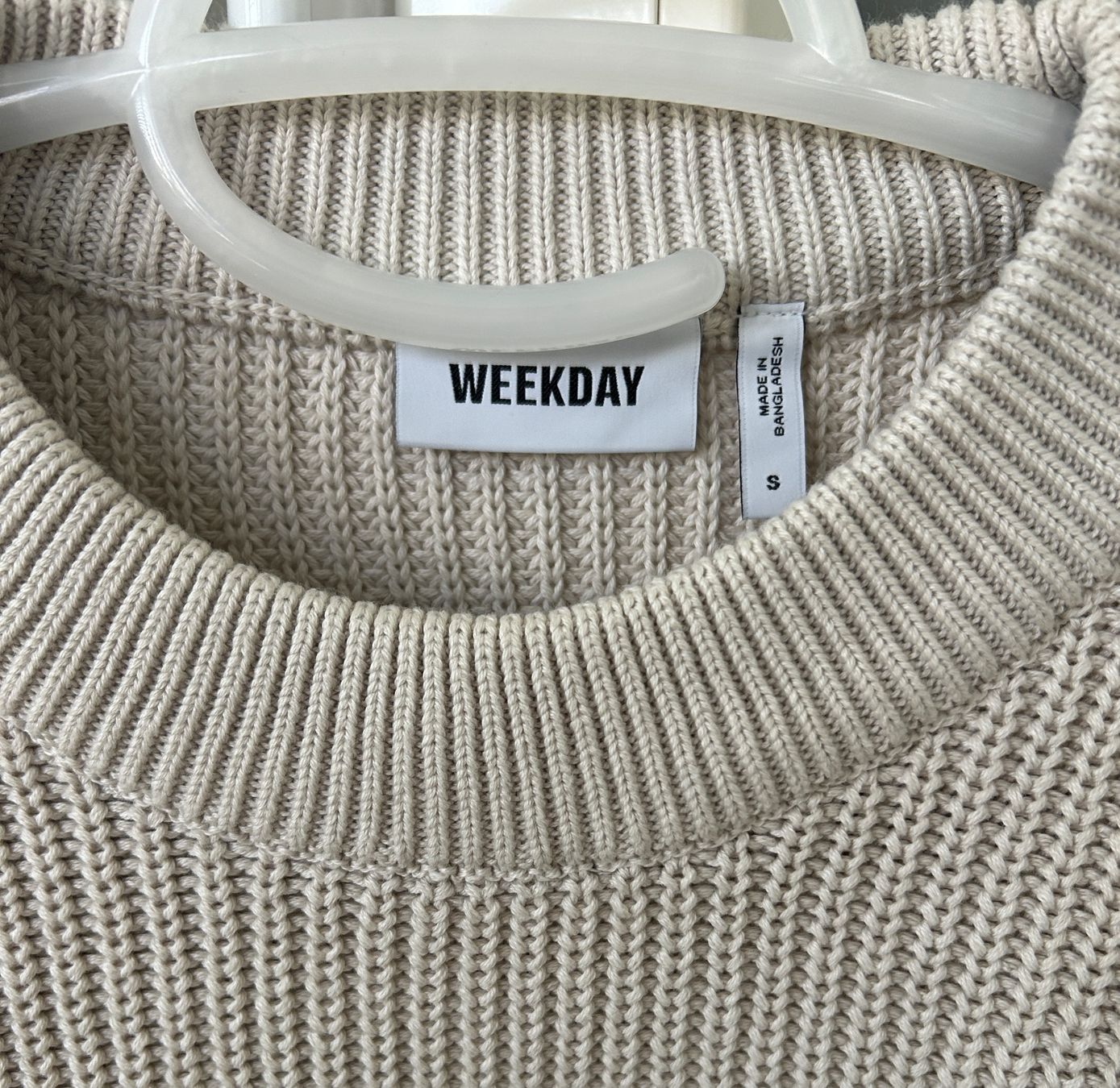Weekday Pulls & Sweat-shirts: WEEKDAY Strickpullover, Beige, Gr. L, Top Zustand! – D'occasion à Freienbach par mar_rvc6 1