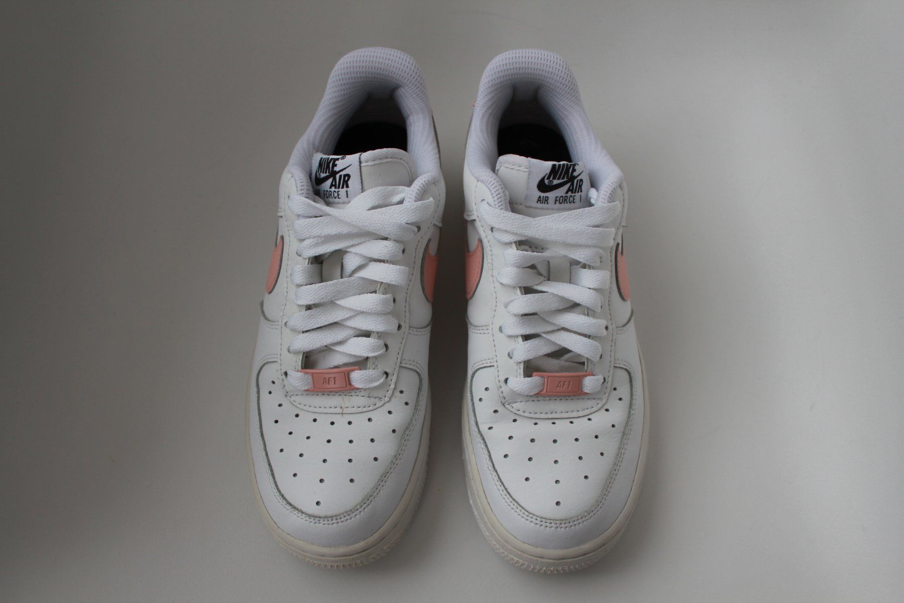 Nike Scarpe per ragazze: Nike Air Force 1  t. 37.5 – Usato da Peseux venduto da Gilloss 1