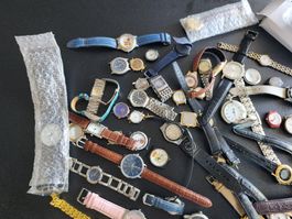 Armbanduhr konvolut 9