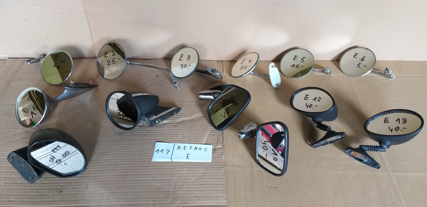 Tutti pezzi di ricambio auto: RETROVISEURS VOITURES OLDTIMER 1 Pc. A CHOIX sur env. 35 Pc. – Usato da cortébert venduto da rlv