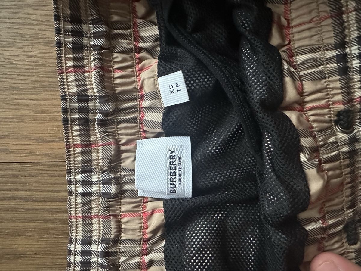 Burberry Costumi da bagno: Burberry swimwear – Usato da Zürich venduto da Miguel-Zurich 1