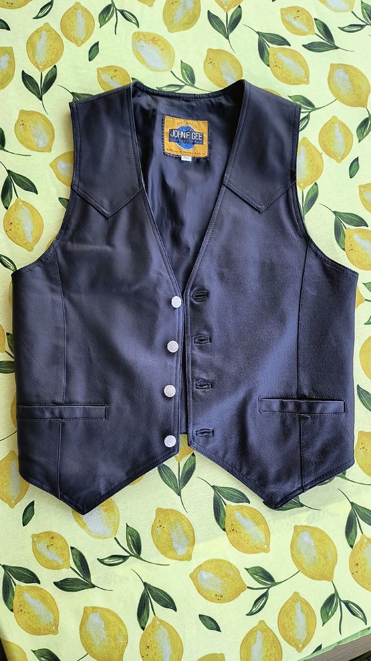 Gilet & Giacche: Lederweste Gr. M – Nuovo (secondo la descrizione) da Romanshorn venduto da Warthogwarthog