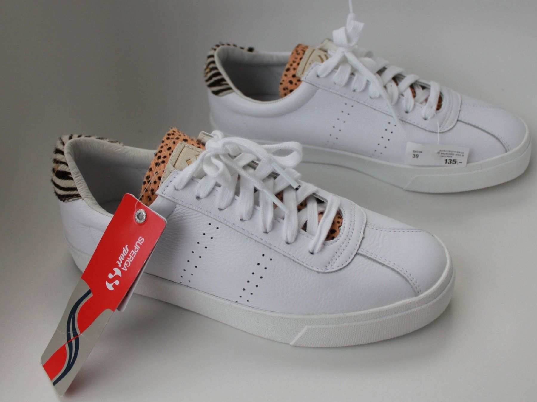 Superga Damenschuhe: Baskets Superga t. 39   NP:135 CHF    NEU! – Neu und originalverpackt aus Peseux von Gilloss 1