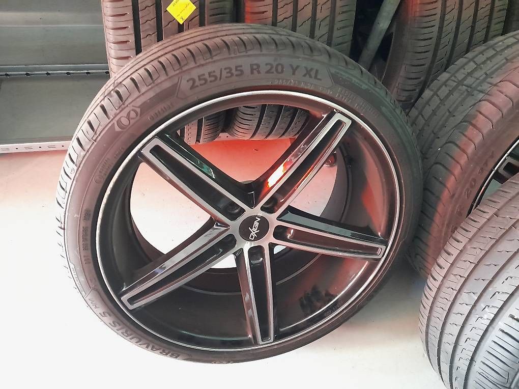 Cerchioni: Oxygin 9 x 20 mit Reifen – Usato da Hugelshofen venduto da OldtimerBiefer8565