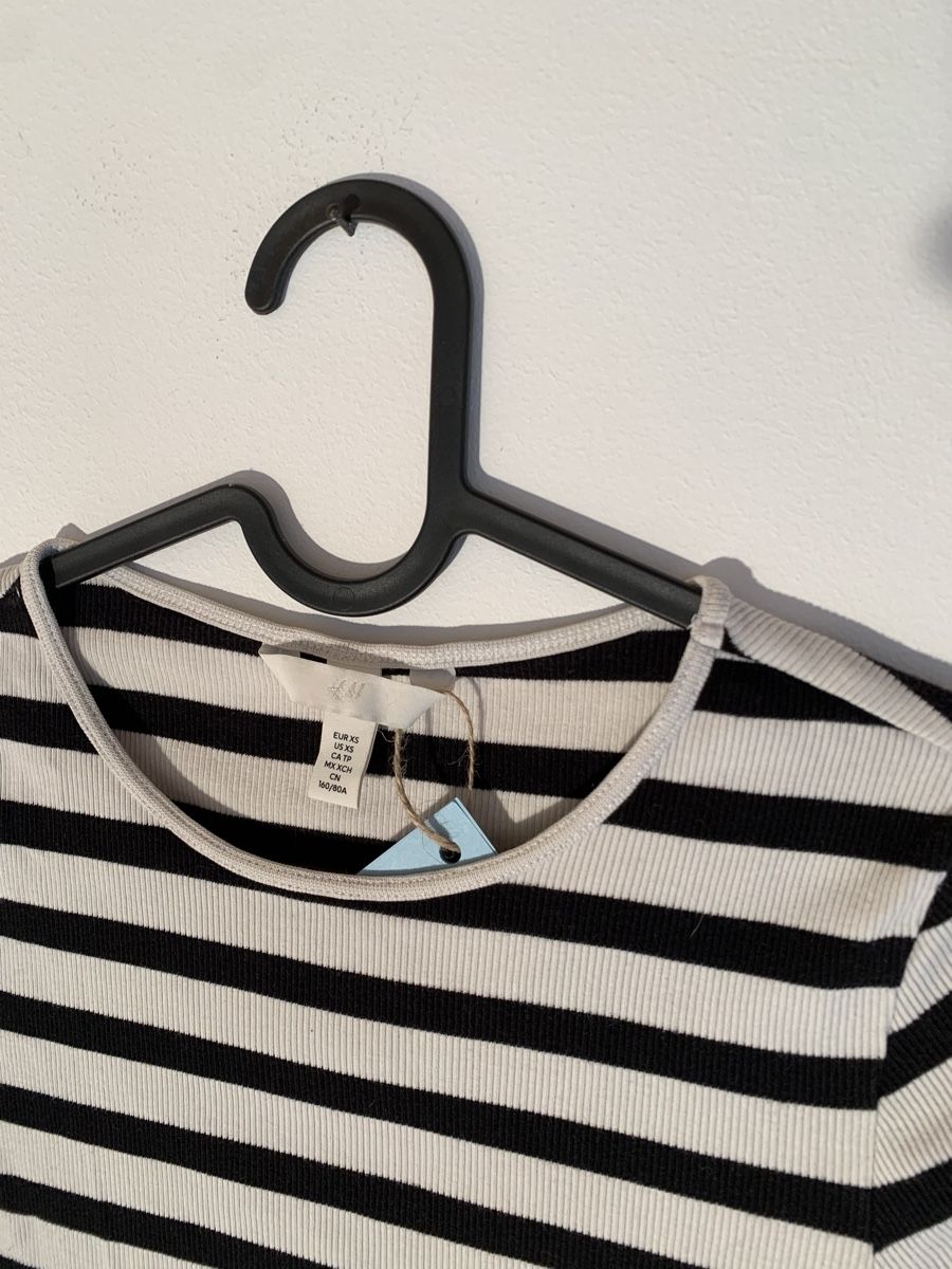 H&M T-shirts: T-Shirt – D'occasion à Bubendorf par lebkuchen03 1