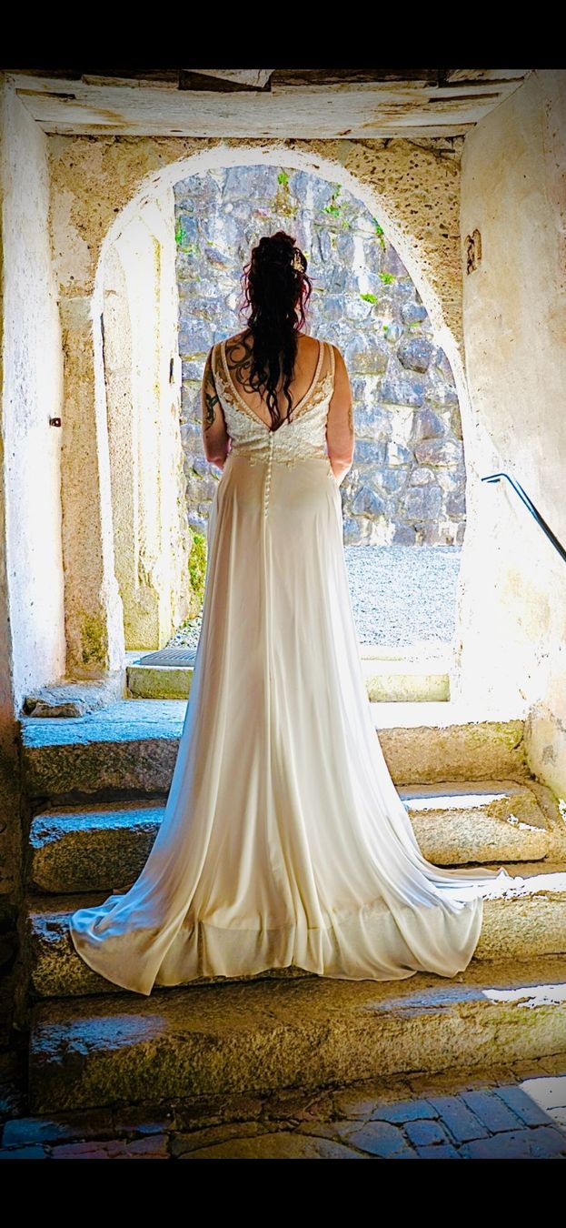Robes: Hochzeitskleid – D'occasion à Safenwil par Nickelback90 3
