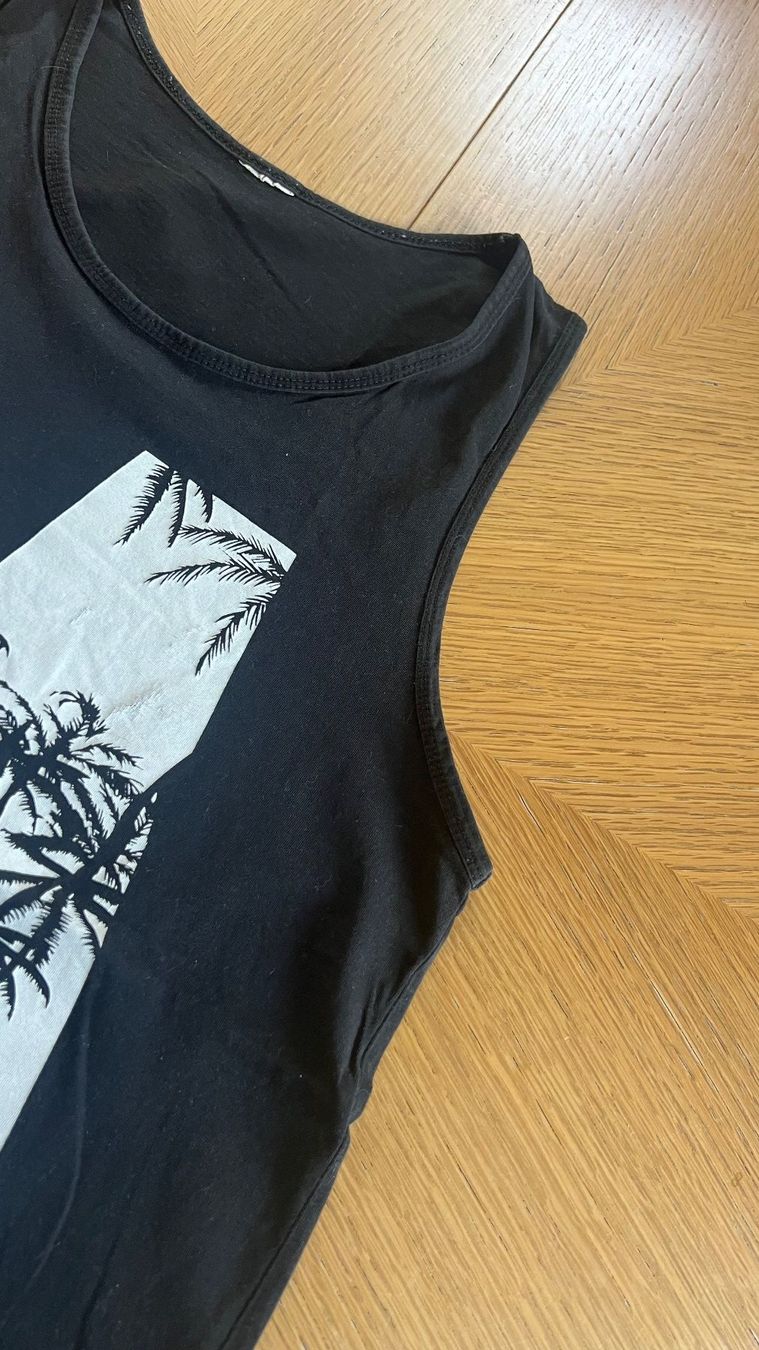 Top: Schwarzes Tanktop  mit "LA Santa Monica" M – Usato da Schübelbach venduto da Dolly990_2 2