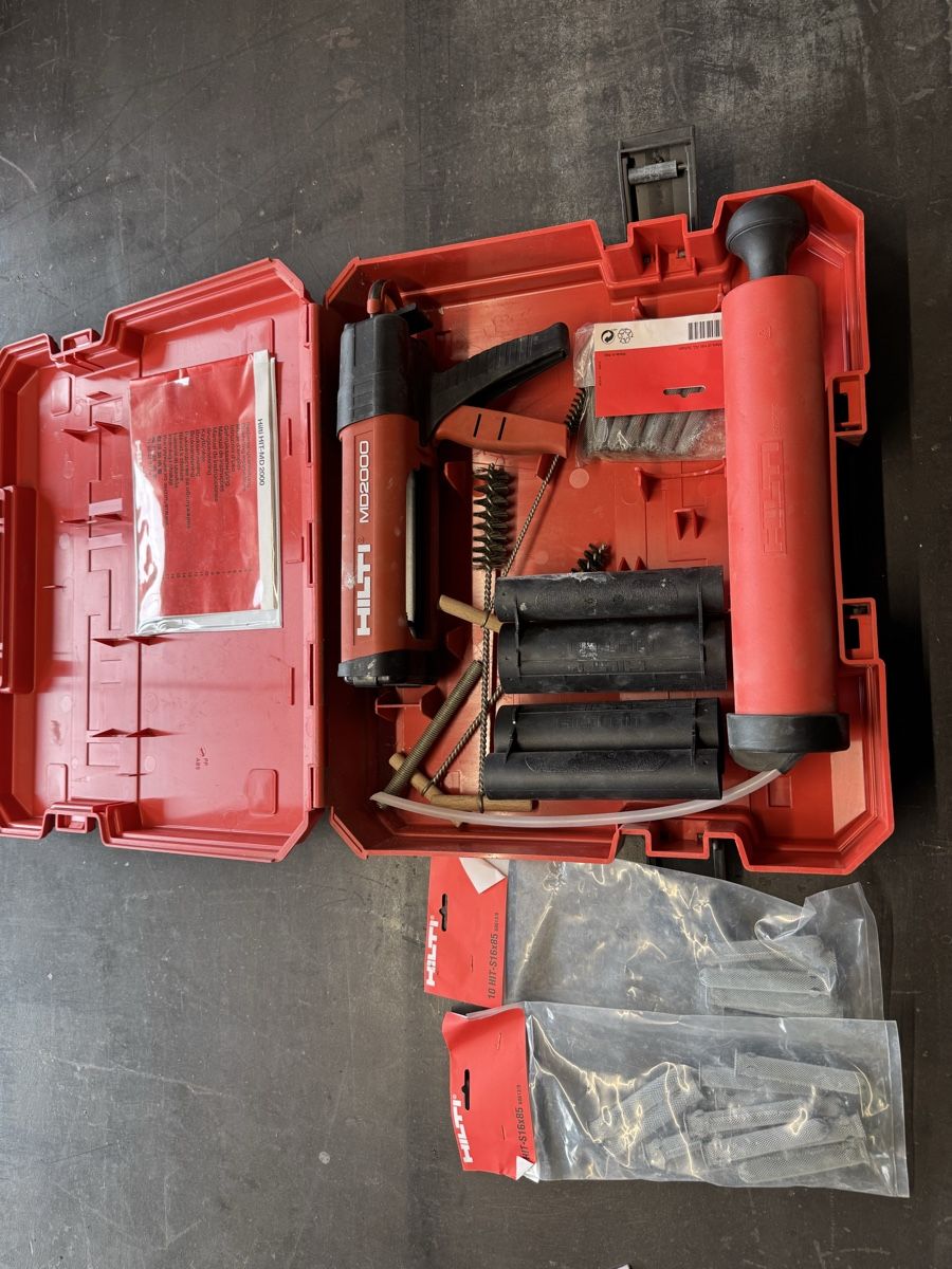Hilti Tous les outils: Hilti Hit MD2000 – D'occasion à Bärau par Luschwa 3